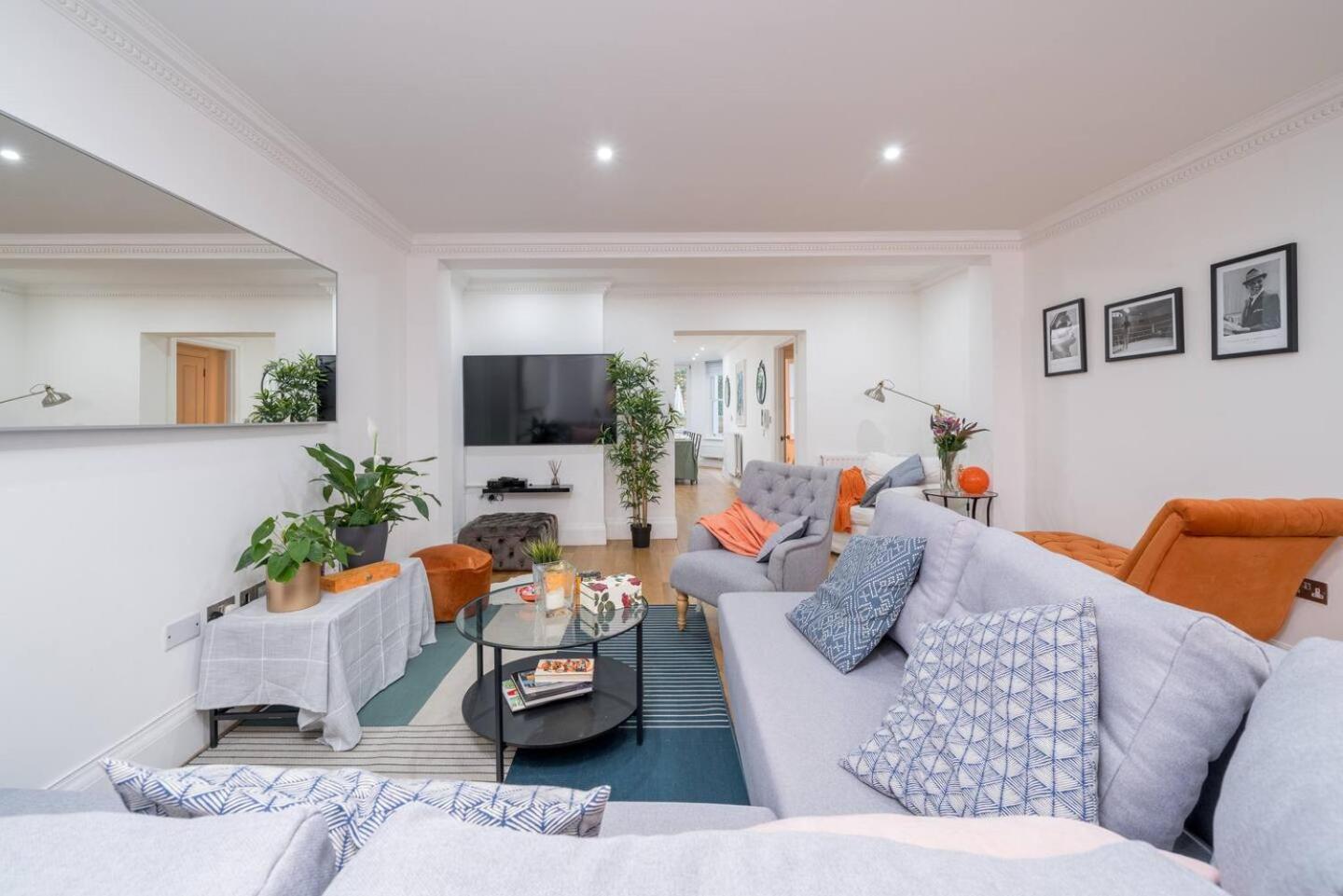 Niru Experience Luxury Boutique Garden 2Bd 2Ba Apartamento Londres Exterior foto