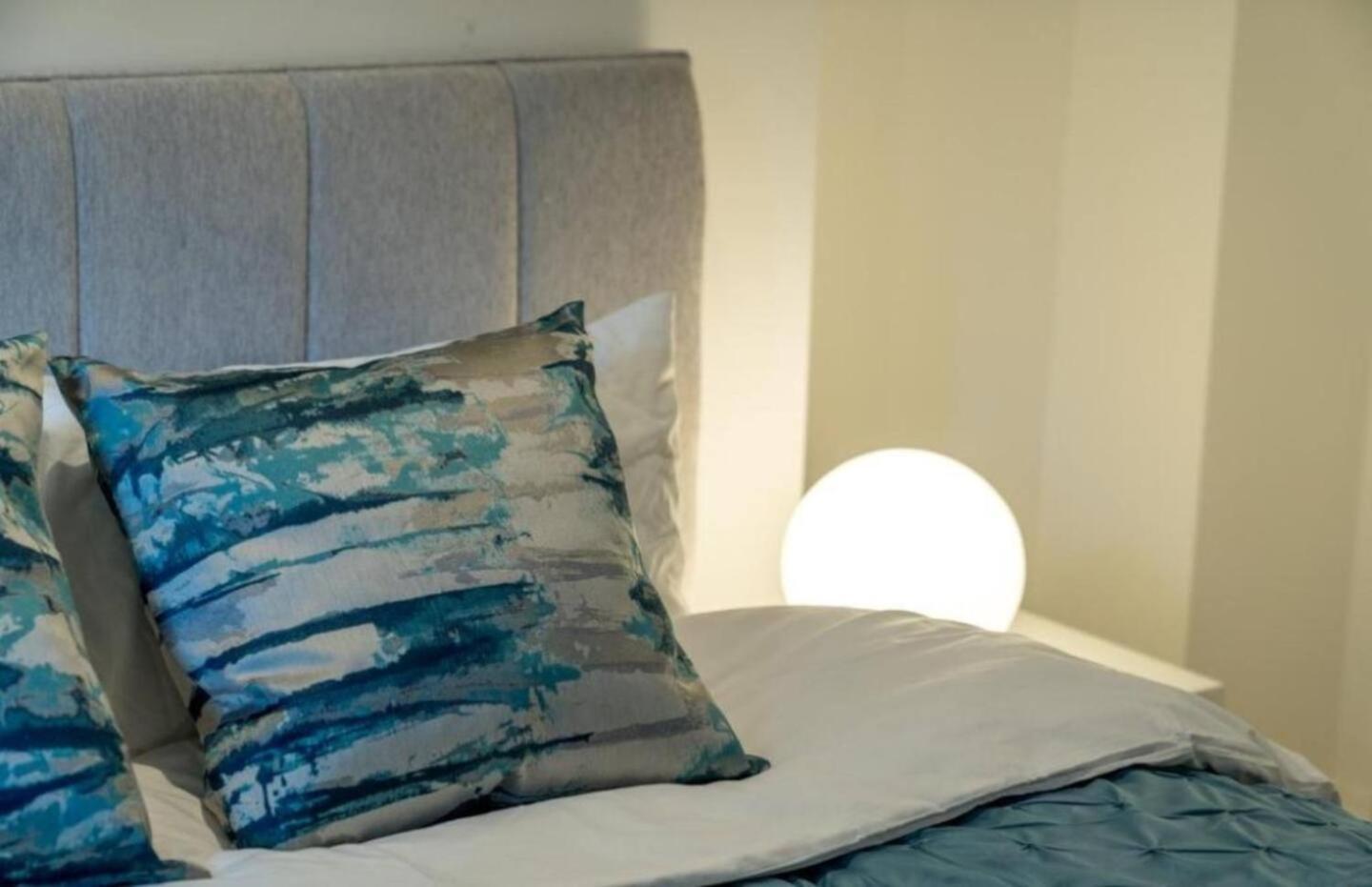 Niru Experience Luxury Boutique Garden 2Bd 2Ba Apartamento Londres Exterior foto